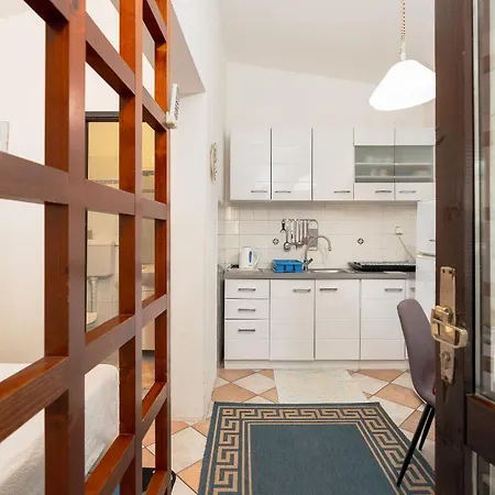 Apartament Vjeko *